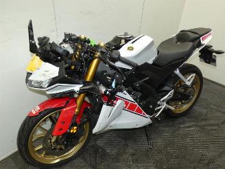 Yamaha YZF - R125  picture 13