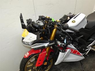 Yamaha YZF - R125  picture 12