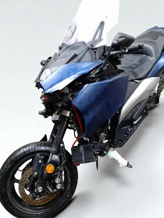 Yamaha  530 TMAX picture 4