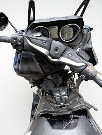 Yamaha  530 TMAX picture 17