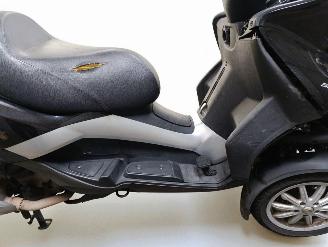 Piaggio  500MP3 picture 16