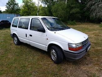 ocasión vehículos comerciales Chrysler Voyager 2 2.5i-8V 1992/10