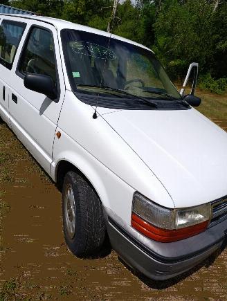 Chrysler Voyager 2 2.5i-8V picture 25