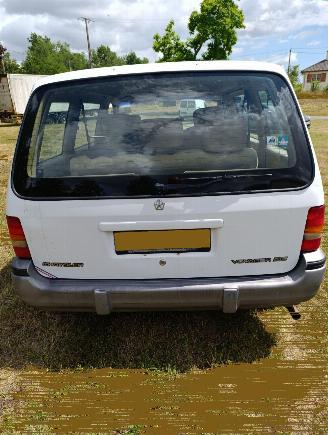 Chrysler Voyager 2 2.5i-8V picture 22