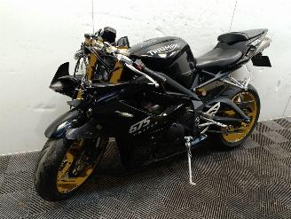 dañado motos Triumph Daytona  2008/7
