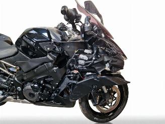 Suzuki  GSXS picture 10