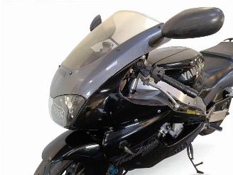 Yamaha YZF 1000 R THUNDERACE picture 12