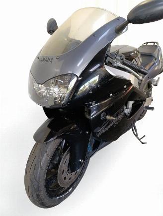 Yamaha YZF 1000 R THUNDERACE picture 3