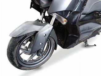 Yamaha  X MAX picture 12