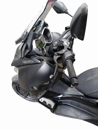 Yamaha  X MAX picture 17