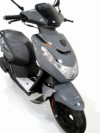Peugeot  KISBEE picture 3