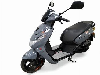 Peugeot  KISBEE picture 2