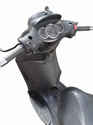 Piaggio  BEVERLY picture 15