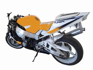 Honda CBR 900 RR picture 4