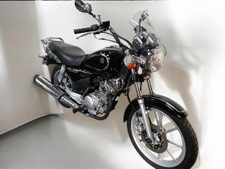 Yamaha YBR 125  picture 18