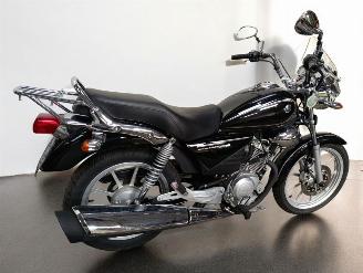 Yamaha YBR 125  picture 6