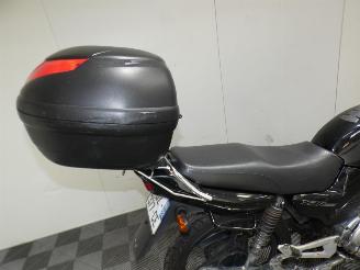 Yamaha YBR 125  picture 4