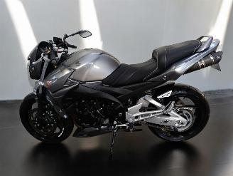 Suzuki GS 1000  picture 3