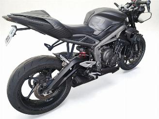 Triumph Street Triple  picture 15
