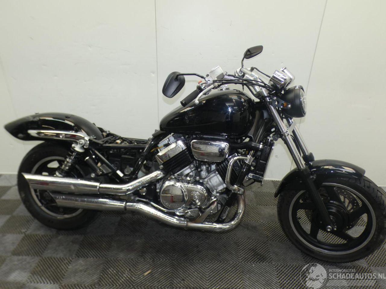 Honda VF 750 C