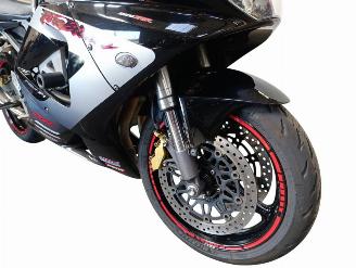 Honda CBR 900 RR picture 15
