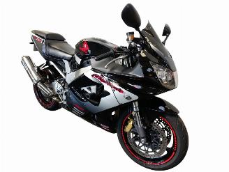 Honda CBR 900 RR picture 18
