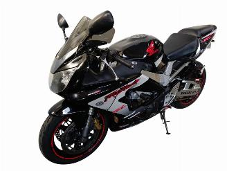 Honda CBR 900 RR picture 5