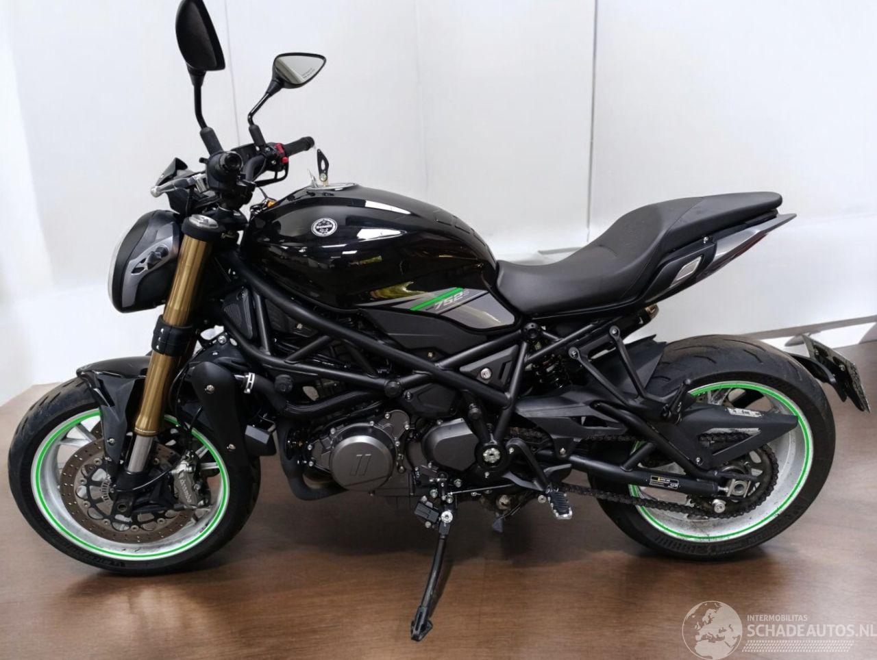 Benelli  S