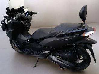 Honda  FORZA picture 17