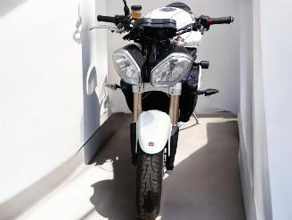 Triumph Speed Triple  picture 14