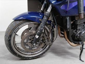 Kawasaki  GPZ picture 18