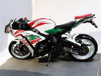 Honda CBR 900  picture 15
