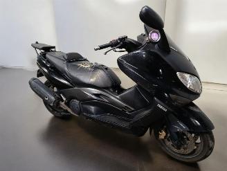 danneggiata scooter Yamaha  T MAX 2006/6