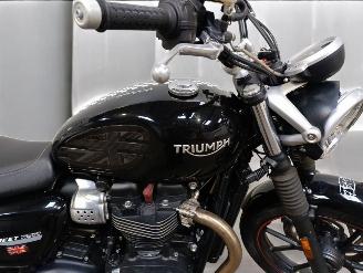 Triumph  STREET TWIN picture 15