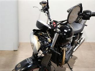 Triumph  STREET TWIN picture 22
