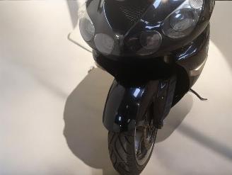 Kawasaki ZZ- R 1400  picture 6