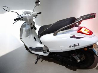 Sym  FUGUE picture 13