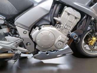 Honda CBF 1000  picture 21