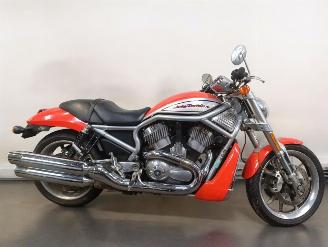 krockskadad bil motor Harley-Davidson Street Rod  2005/3