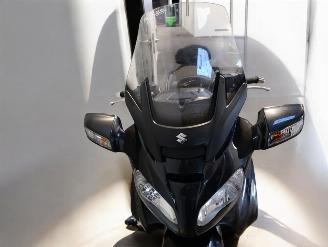 Suzuki  BURGMAN picture 17