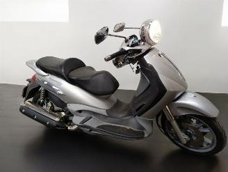 Piaggio  BEVERLY picture 8