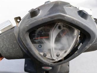 Kymco  AGILITY picture 2