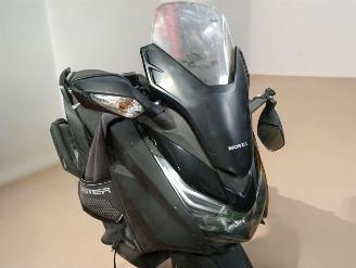 Honda  NSS FORZA picture 11