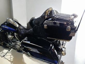 Harley-Davidson Electra Glide ULTRA CLASSIC picture 13