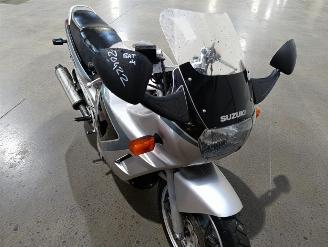 Suzuki GSX 750 F picture 4