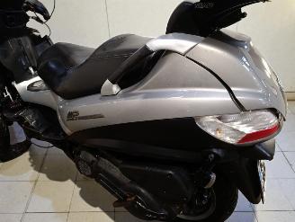 Piaggio  MP3 picture 16