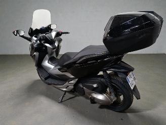 Honda  FORZA picture 11