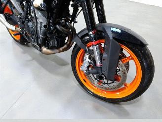 KTM 990 Super Duke  picture 16