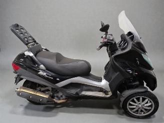 Schade scooter Piaggio  MP3 2011/9