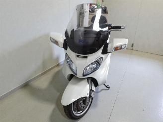 Suzuki  BURGMAN picture 5